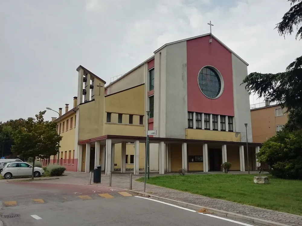 Chiesa di Santa Rita da Cascia (Mestre, Venezia), Venezia — exterior