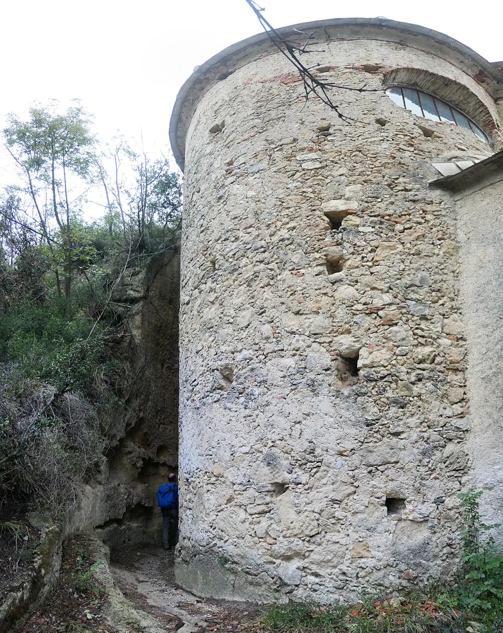 Chiesa parrocchiale di Sant'Eusebio, Finale Ligure — exterior