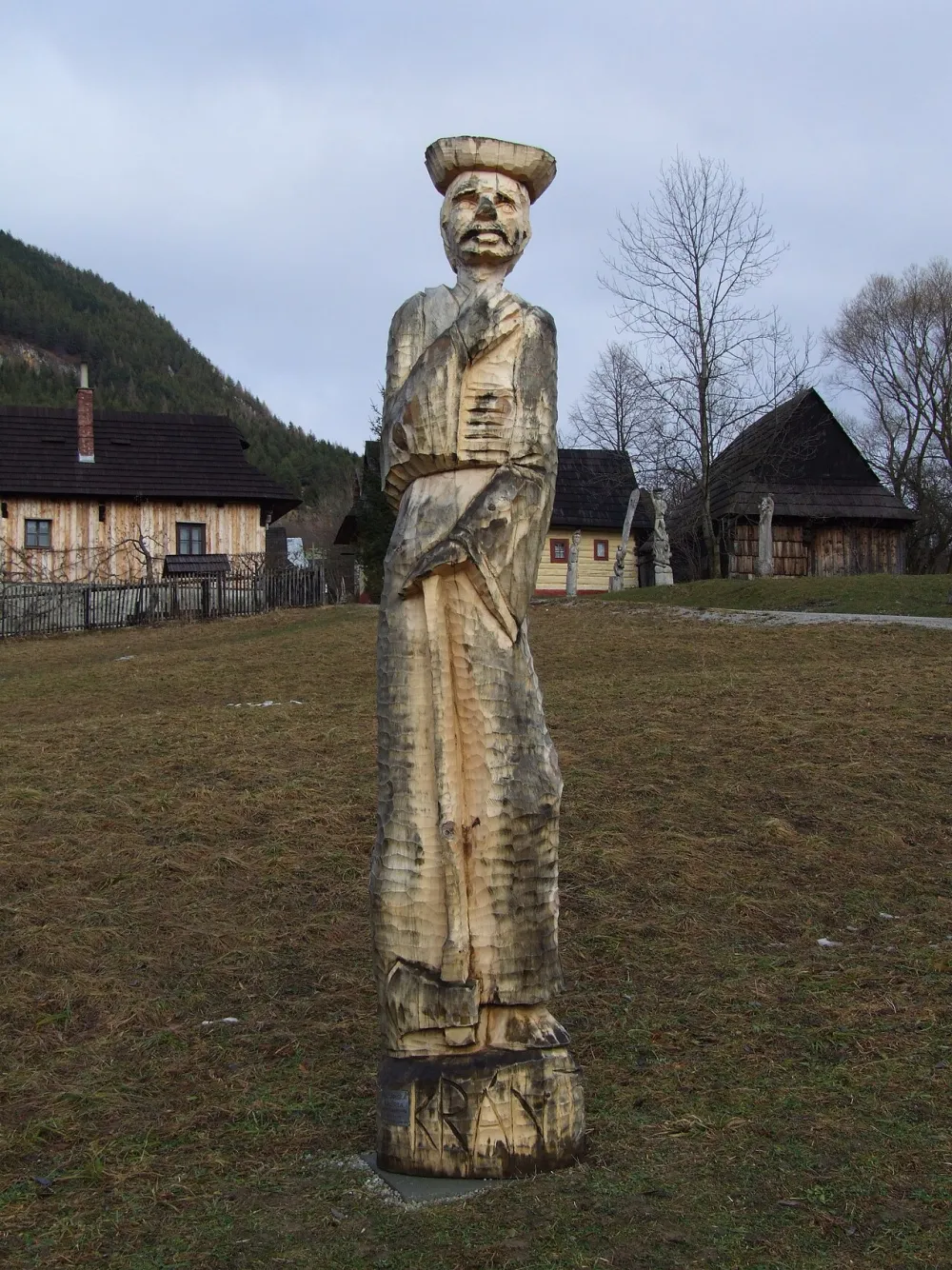 Kostolík navštívenia Panny Márie (Vlkolínec), Ružomberok — exterior