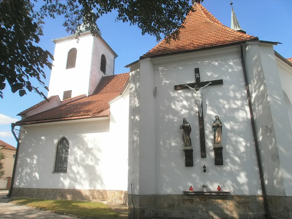 Narodzenia Najświętszej Maryi Panny, Gdów, Gdów — exterior