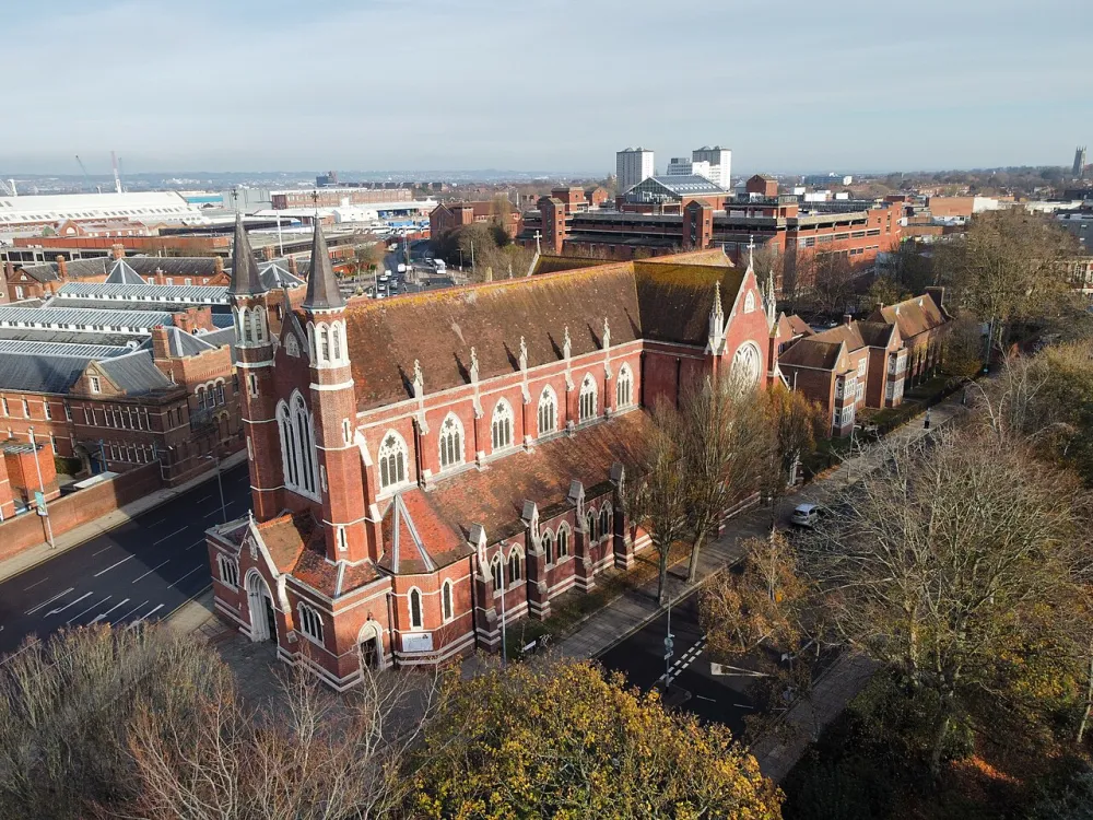 Cathedral of St John the Evangelist (Portsmouth), Hampshire — exterior