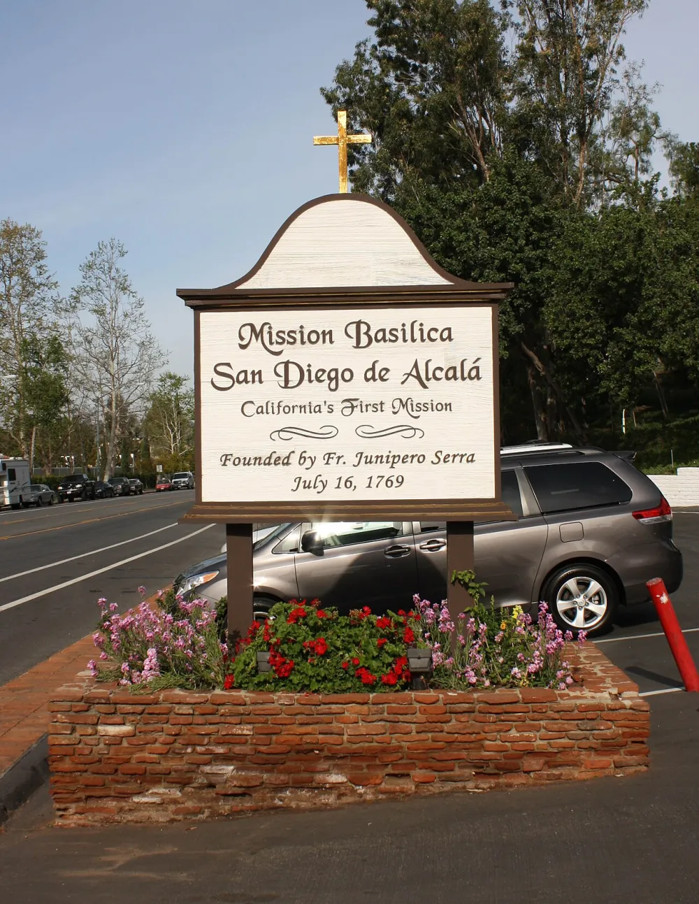 Mission Basilica San Diego de Alcalá, San Diego — exterior