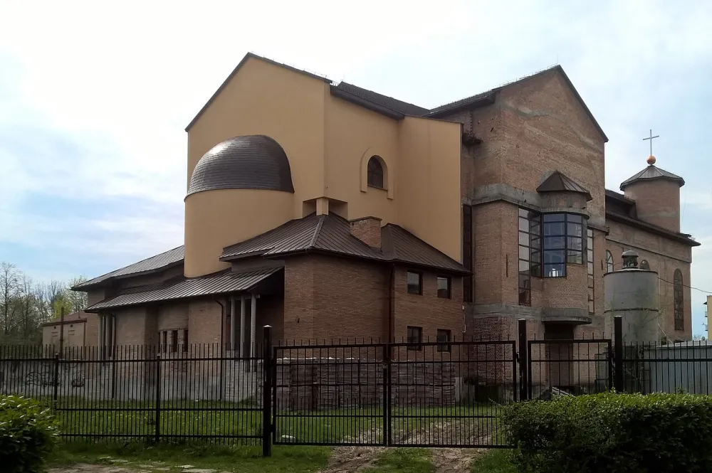 Niepokalanego Serca NMP, Kielce, Kielce — exterior